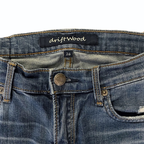 Driftwood Medium Wash Mid Rise Skinny Jeans - Picture 4 of 9